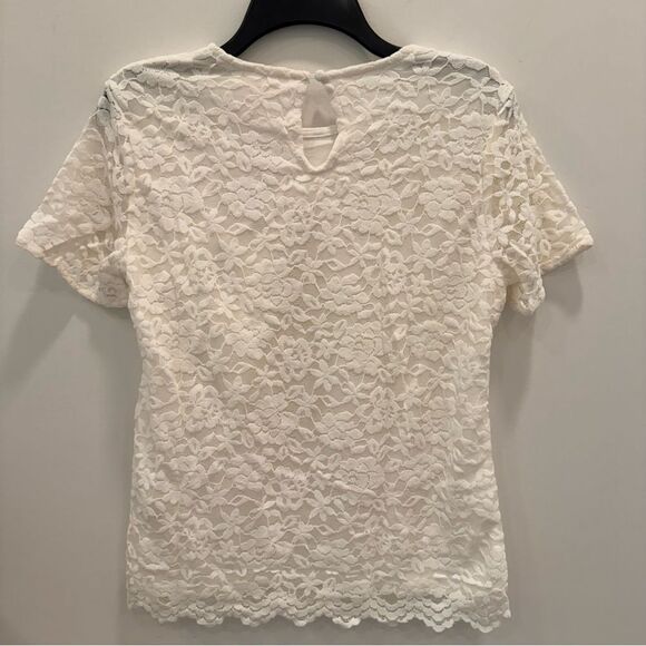 Teddy Rose Women's Lacy Keyhole Top, White, NEW - Picture 5 of 6